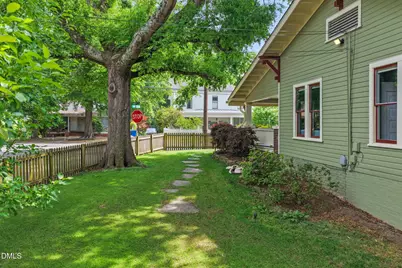 325 E Trinity Avenue, Durham, NC 27701 - Photo 43