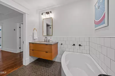 325 E Trinity Avenue, Durham, NC 27701 - Photo 39