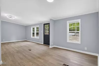 129 Chestnut Drive, Warrenton, NC 27589 - Photo 5