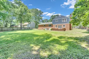 610 SE Maynard Rd, Cary, NC 27511 - Photo 3