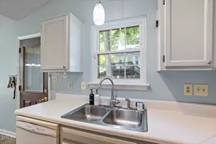 301 Round About Rd, Holly Springs, NC 27540 - Photo 17