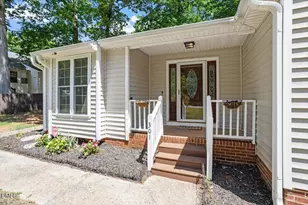 301 Round About Rd, Holly Springs, NC 27540 - Photo 5
