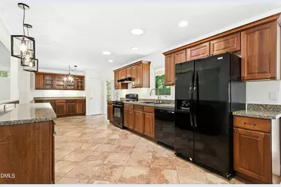 1404 Wildwood Drive, Chapel Hill, NC 27517 - Photo 9