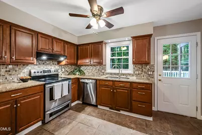 924 Carnoustie Circle, Cary, NC 27511 - Photo 15