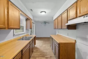 4409 Lake Ridge Dr, Raleigh, NC 27604 - Photo 15