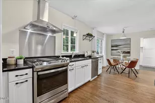 802 Churchill Dr, Chapel Hill, NC 27517 - Photo 11