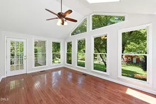 2415 Sunnyfield Ct, Hillsborough, NC 27278 - Photo 21