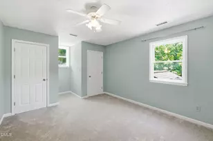 2415 Sunnyfield Ct, Hillsborough, NC 27278 - Photo 25