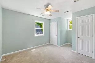 2415 Sunnyfield Ct, Hillsborough, NC 27278 - Photo 27