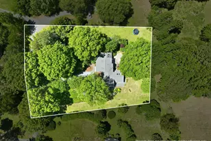 2415 Sunnyfield Ct, Hillsborough, NC 27278 - Photo 3