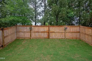 8619 Thunderwood Dr, Raleigh, NC 27617 - Photo 29