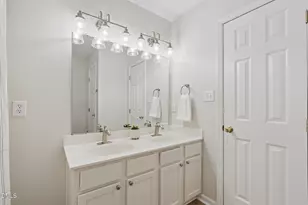 102 Dumont Ct, Apex, NC 27523 - Photo 33