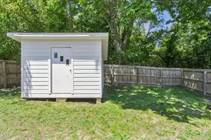 221 Turner St, Holly Springs, NC 27540 - Photo 23