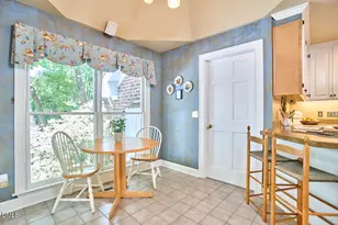 100 Ironwoods Dr, Chapel Hill, NC 27516 - Photo 9