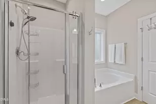 715 Lakemont Dr, Clayton, NC 27520 - Photo 19