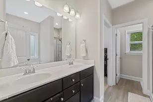 715 Lakemont Dr, Clayton, NC 27520 - Photo 17