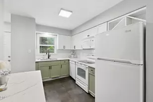 111 Weatherstone Dr, Chapel Hill, NC 27514 - Photo 9