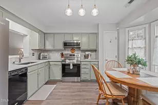 111 S McLean Ct, Cary, NC 27513 - Photo 7