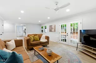 1634 Glengarry Dr, Cary, NC 27511 - Photo 9