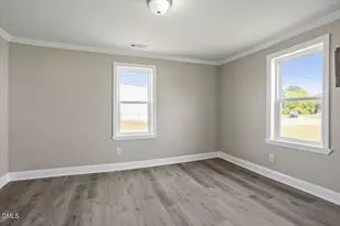 202 W Ward St, Fremont, NC 27830 - Photo 23