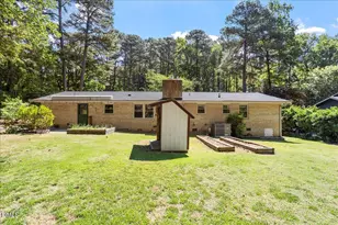 1621 Stonehurst Rd, Raleigh, NC 27607 - Photo 37