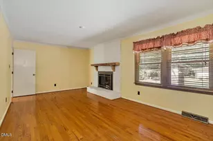 1621 Stonehurst Rd, Raleigh, NC 27607 - Photo 13