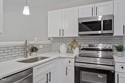 4242 Kaplan Drive, Raleigh, NC 27606 - Photo 5