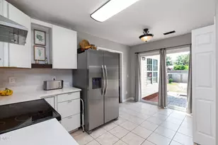 118 Day Lily Ln, Dunn, NC 28334 - Photo 11