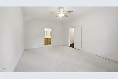 611 W Pearsall Street, Dunn, NC 28334 - Photo 27