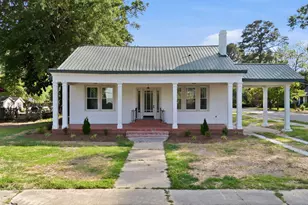 611 W Pearsall St, Dunn, NC 28334 - Photo 3