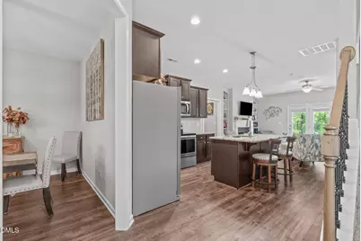 117 Hansen, Clayton, NC 27527 - Photo 5