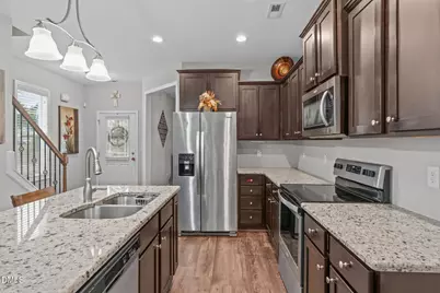 117 Hansen, Clayton, NC 27527 - Photo 9