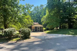 400 Briarcliff Ln, Cary, NC 27511 - Photo 9