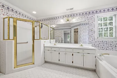 305 Parkknoll Lane, Cary, NC 27519 - Photo 39