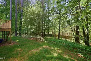 305 Parkknoll Ln, Cary, NC 27519 - Photo 47