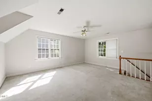 305 Parkknoll Ln, Cary, NC 27519 - Photo 27