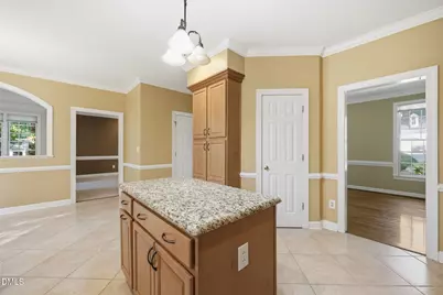 305 Parkknoll Lane, Cary, NC 27519 - Photo 23