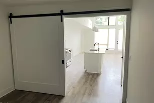 615 Daniels St, Raleigh, NC 27605 - Photo 9