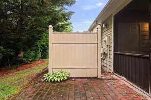 3018 Freeport Dr, Cary, NC 27519 - Photo 39