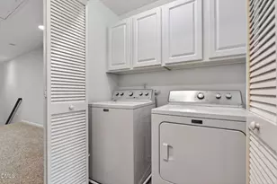 3018 Freeport Dr, Cary, NC 27519 - Photo 29