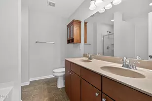 3018 Freeport Dr, Cary, NC 27519 - Photo 31