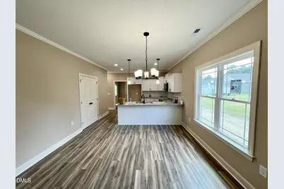 304 E Norwayne Alumni Way, Fremont, NC 27830 - Photo 5