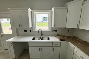 306 E Norwayne Alumni Wy, Fremont, NC 27830 - Photo 7