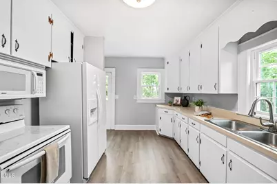 303 N Church Street, Zebulon, NC 27597 - Photo 15