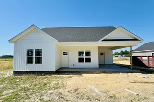 310 E Norwayne Alumni Wy, Fremont, NC 27830 - Photo 1