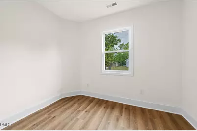 407 W D Street, Erwin, NC 28339 - Photo 15