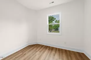 407 W D St, Erwin, NC 28339 - Photo 15