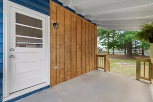407 W D St, Erwin, NC 28339 - Photo 11