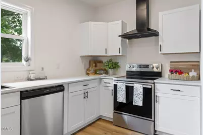 407 W D Street, Erwin, NC 28339 - Photo 21