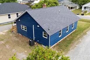 407 W D St, Erwin, NC 28339 - Photo 7